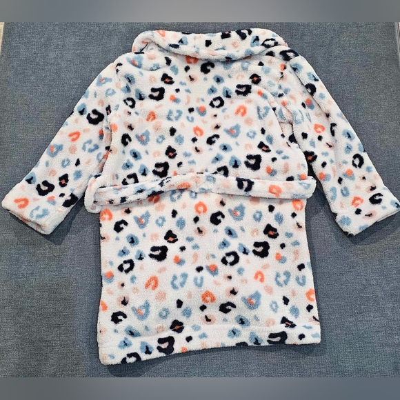 💥5/$30 Wonder Nation Baby Toddler Girls Robe Size: 2T - Picture 3 of 5